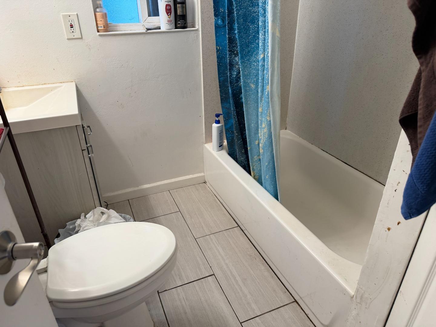 Detail Gallery Image 8 of 10 For 1704 Dutton Ave, Santa Rosa,  CA 95407 - – Beds | – Baths