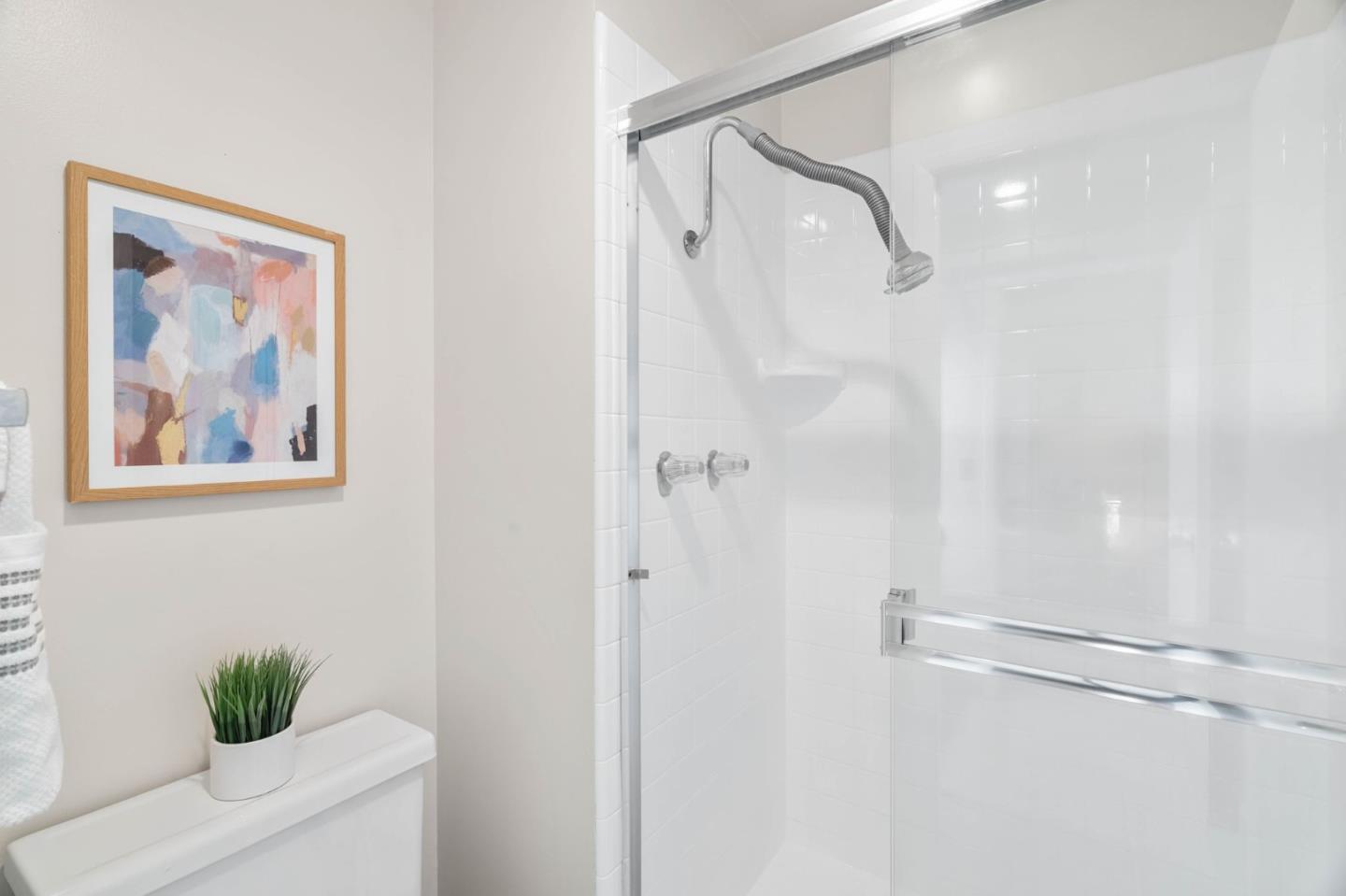 Detail Gallery Image 14 of 34 For 100 E Middlefield Rd 6g,  Mountain View,  CA 94043 - 2 Beds | 2 Baths