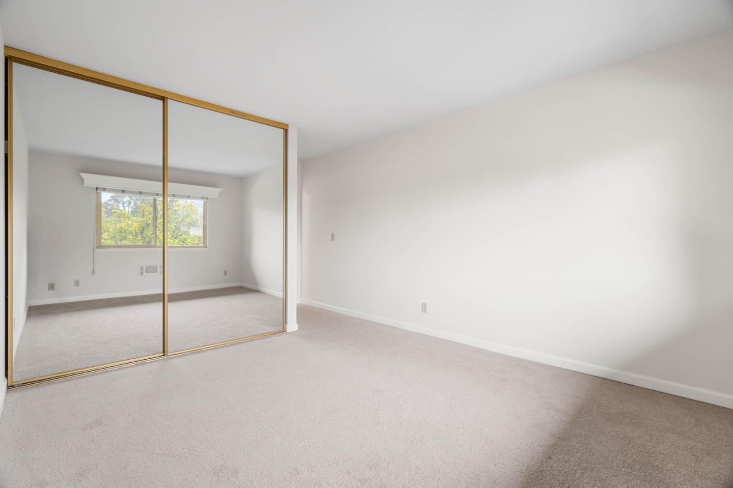 Detail Gallery Image 16 of 34 For 100 E Middlefield Rd 6g,  Mountain View,  CA 94043 - 2 Beds | 2 Baths