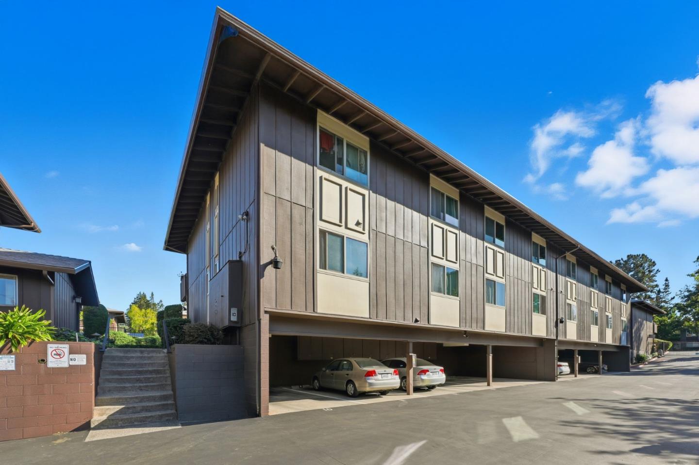 Detail Gallery Image 24 of 34 For 100 E Middlefield Rd 6g,  Mountain View,  CA 94043 - 2 Beds | 2 Baths