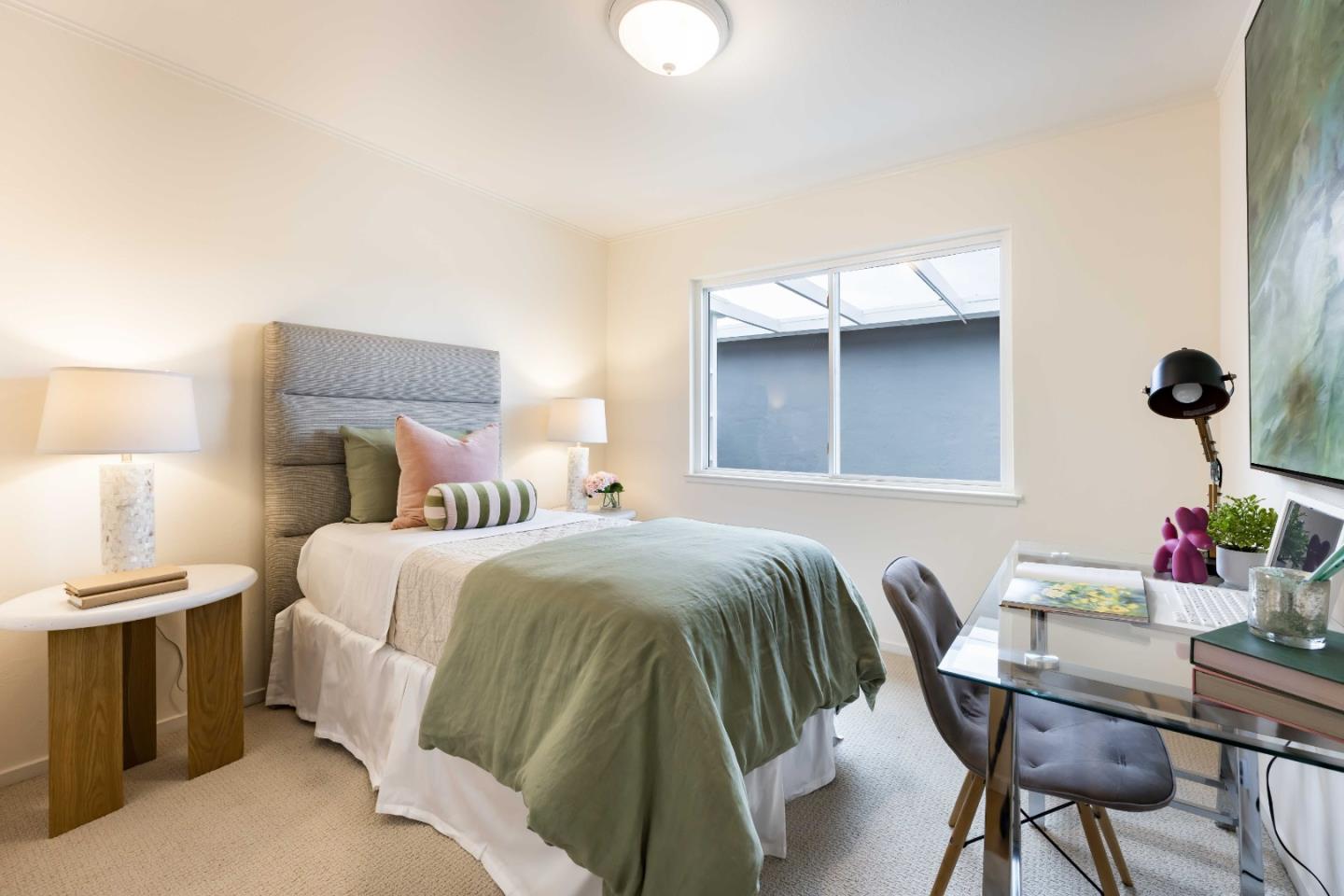 Detail Gallery Image 11 of 20 For 3165 Morris Dr, Palo Alto,  CA 94303 - 3 Beds | 1 Baths