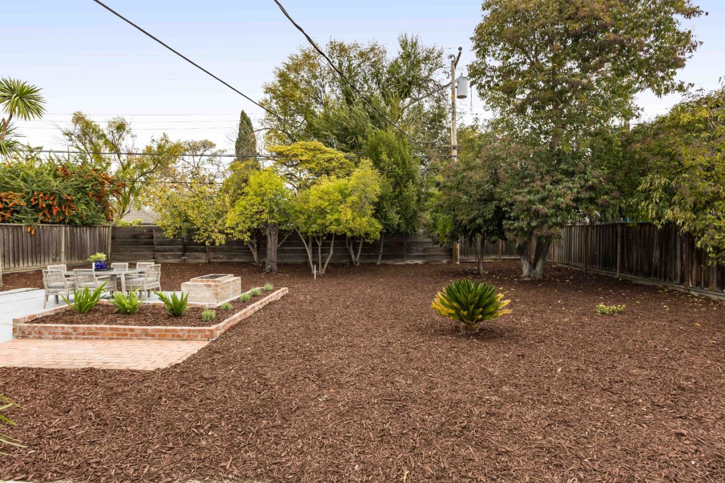 Detail Gallery Image 20 of 20 For 3165 Morris Dr, Palo Alto,  CA 94303 - 3 Beds | 1 Baths