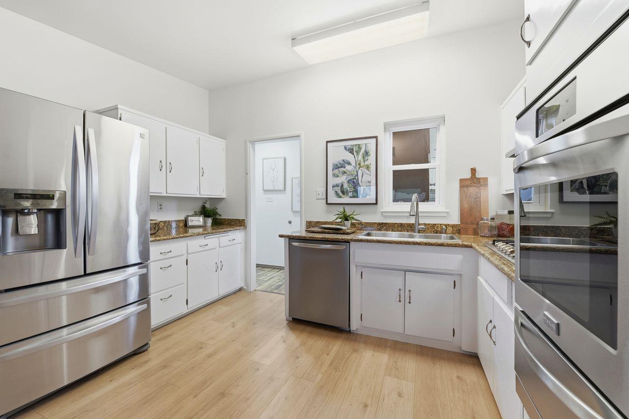 Detail Gallery Image 5 of 29 For 2827 Hosmer St, San Mateo,  CA 94403 - 3 Beds | 2 Baths