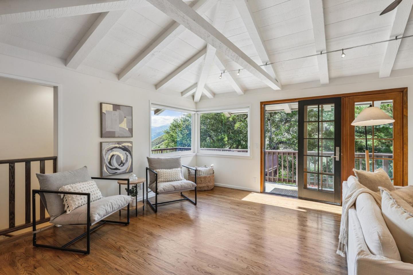 Detail Gallery Image 24 of 72 For 760 Country Club Dr, Carmel Valley,  CA 93924 - 4 Beds | 3 Baths