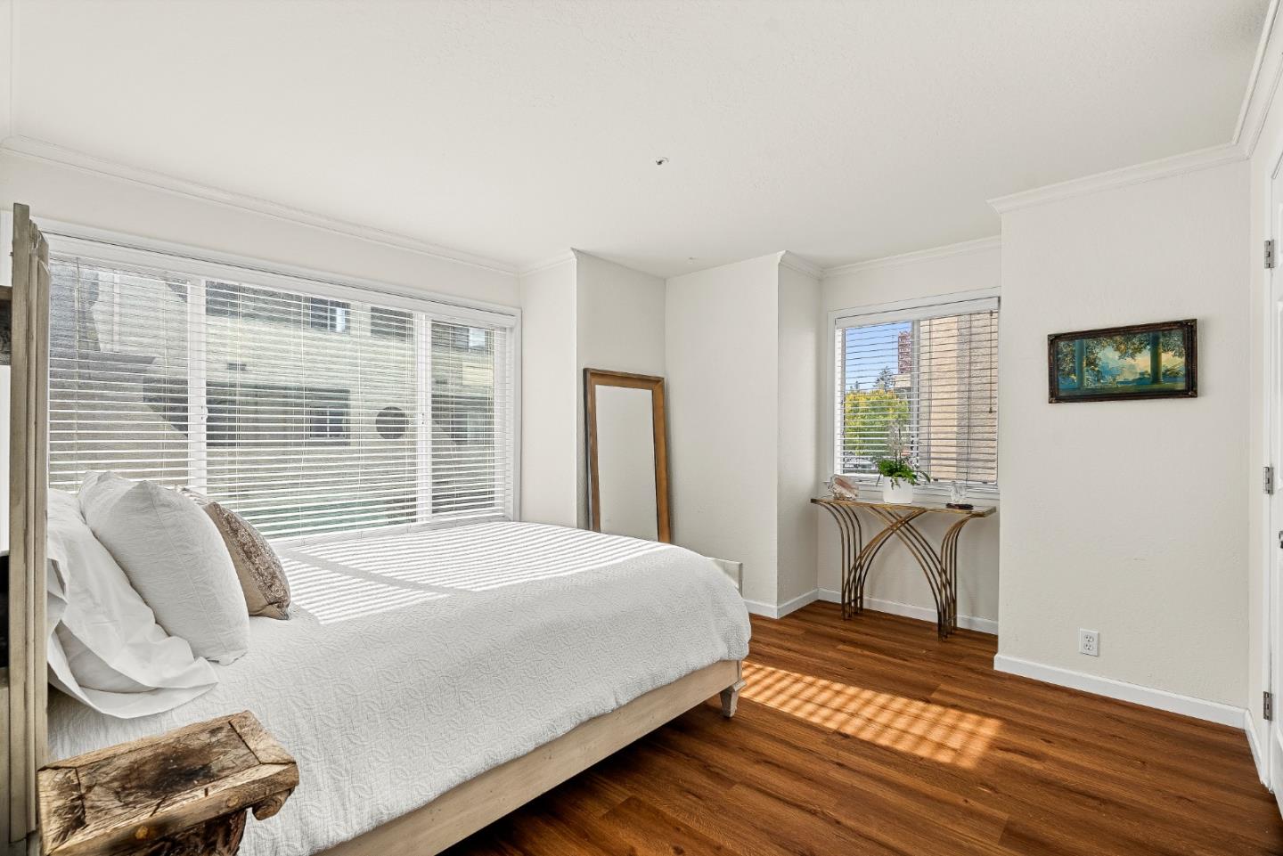 Detail Gallery Image 12 of 41 For 308 River St #B8,  Santa Cruz,  CA 95060 - 1 Beds | 1 Baths