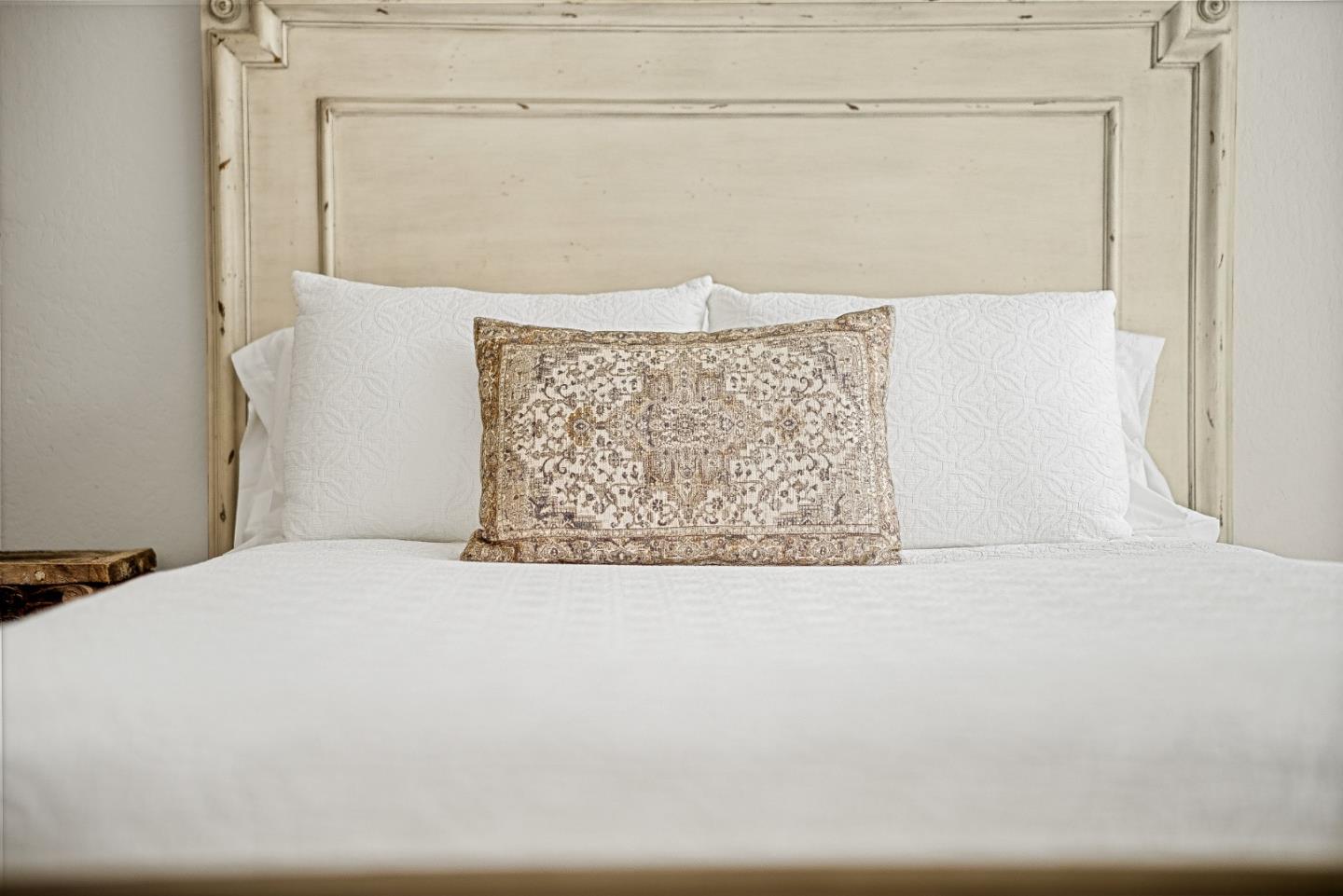 Detail Gallery Image 13 of 41 For 308 River St #B8,  Santa Cruz,  CA 95060 - 1 Beds | 1 Baths