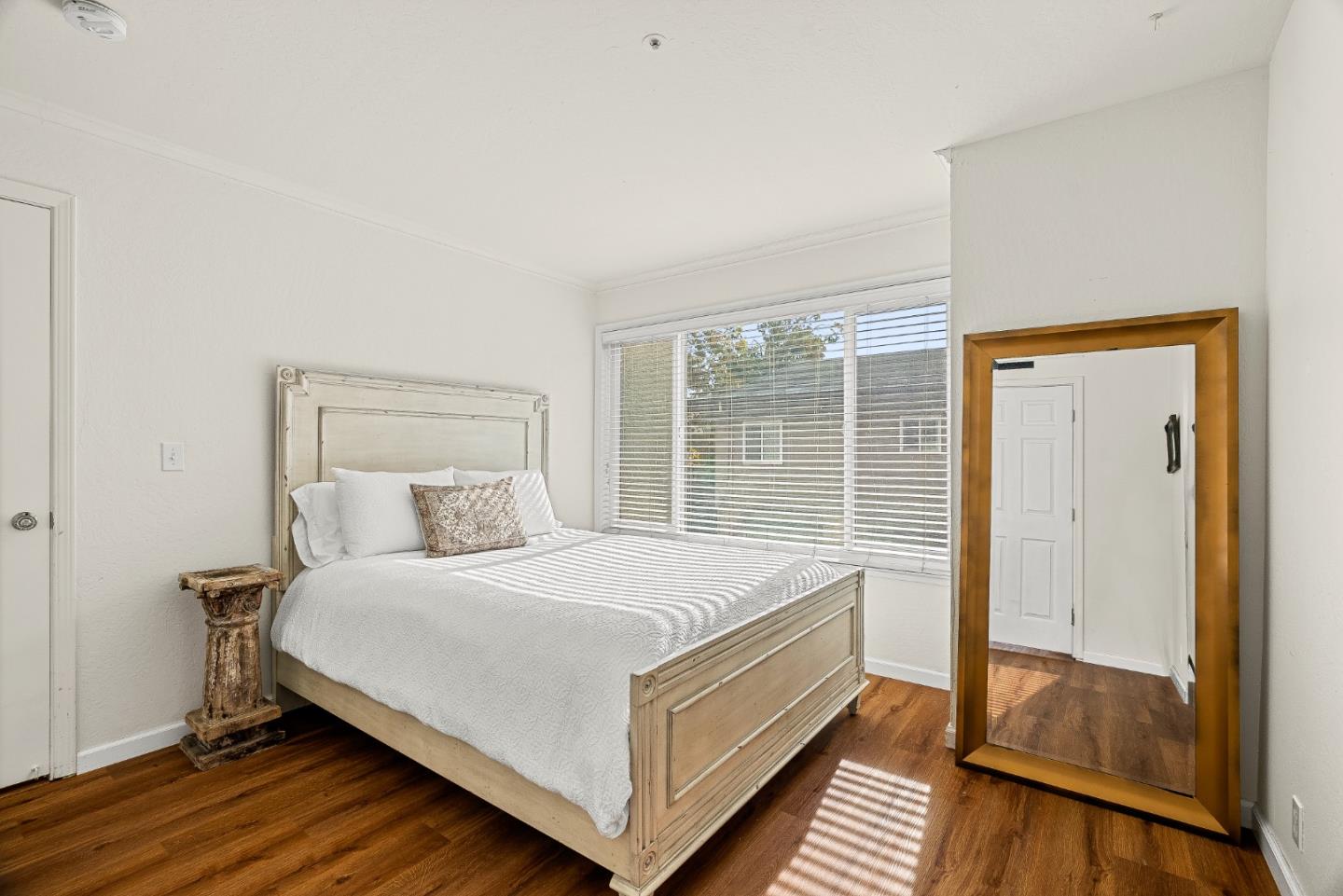 Detail Gallery Image 14 of 41 For 308 River St #B8,  Santa Cruz,  CA 95060 - 1 Beds | 1 Baths