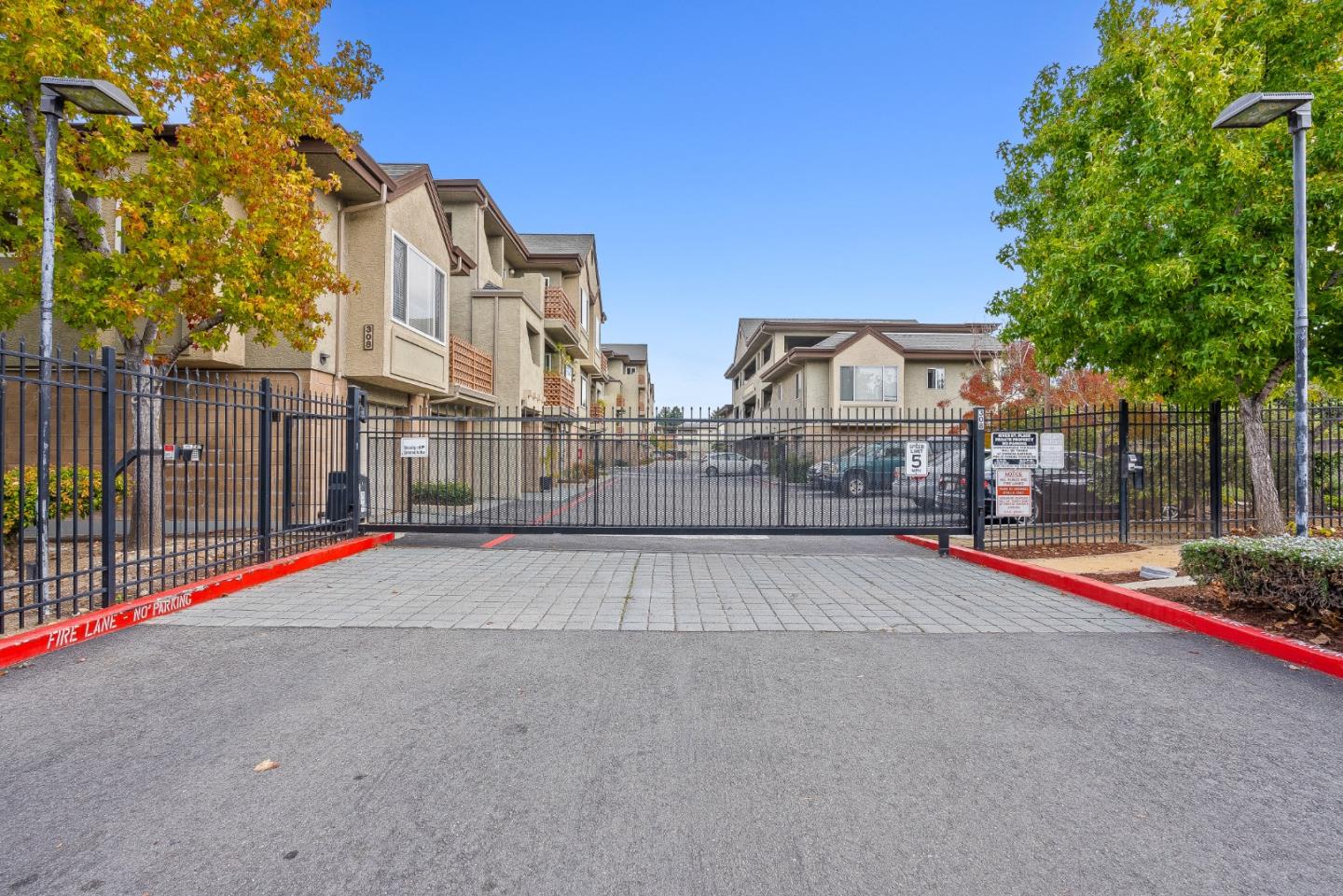 Detail Gallery Image 19 of 41 For 308 River St #B8,  Santa Cruz,  CA 95060 - 1 Beds | 1 Baths