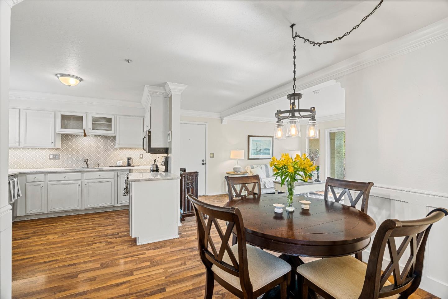 Detail Gallery Image 4 of 41 For 308 River St #B8,  Santa Cruz,  CA 95060 - 1 Beds | 1 Baths