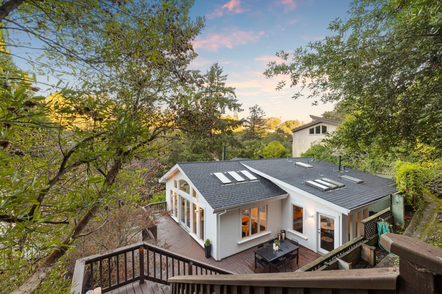 Detail Gallery Image 32 of 59 For 2937 San Juan Blvd, Belmont,  CA 94002 - 3 Beds | 2 Baths