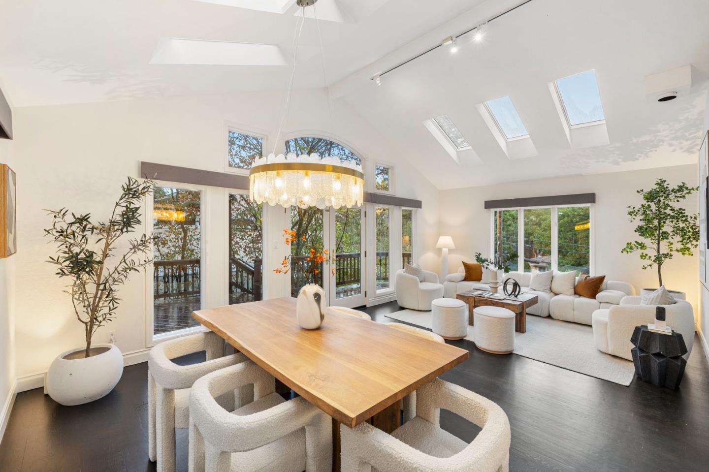 Detail Gallery Image 7 of 59 For 2937 San Juan Blvd, Belmont,  CA 94002 - 3 Beds | 2 Baths