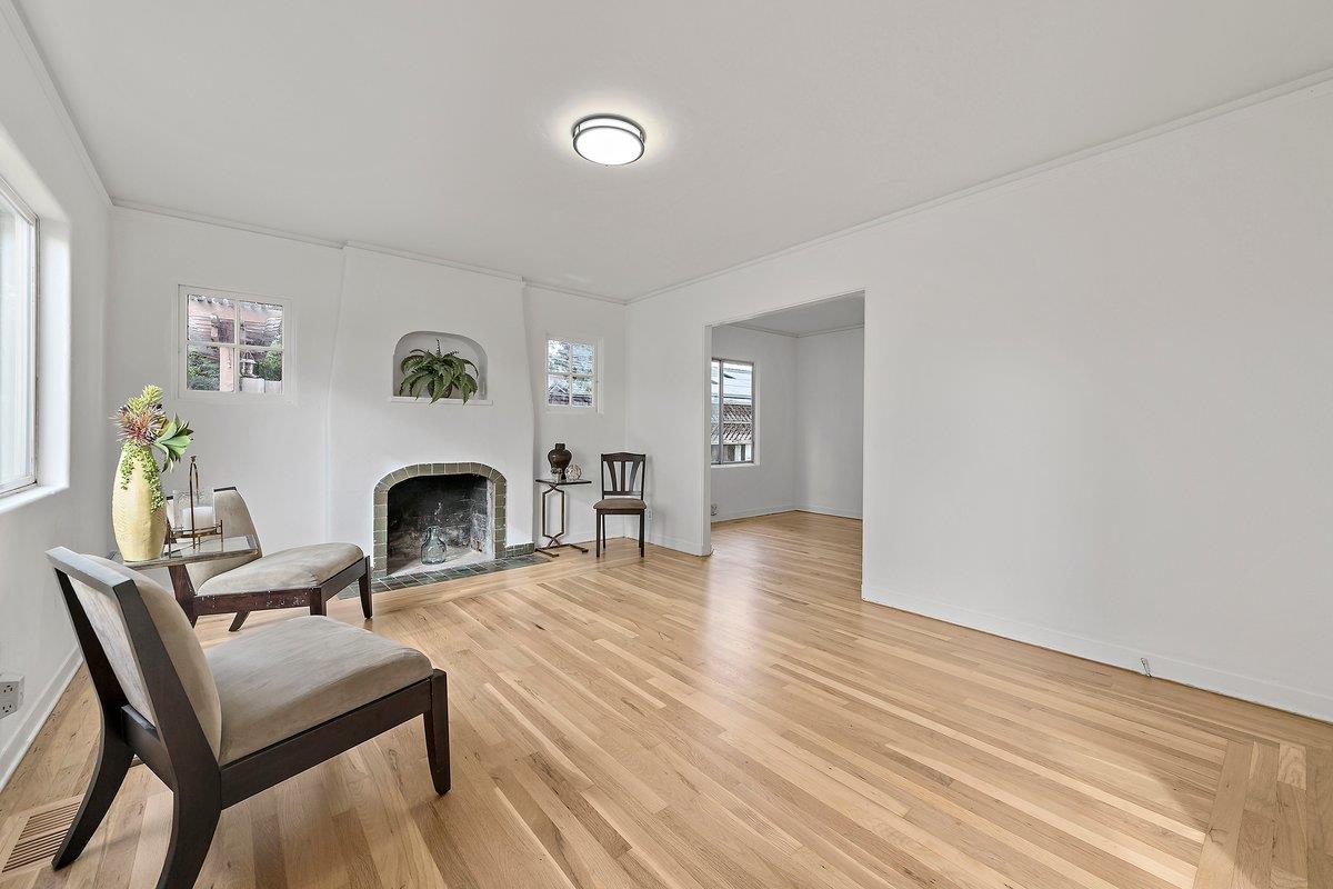 Detail Gallery Image 3 of 27 For 320 N 11th St, San Jose,  CA 95112 - 2 Beds | 1 Baths