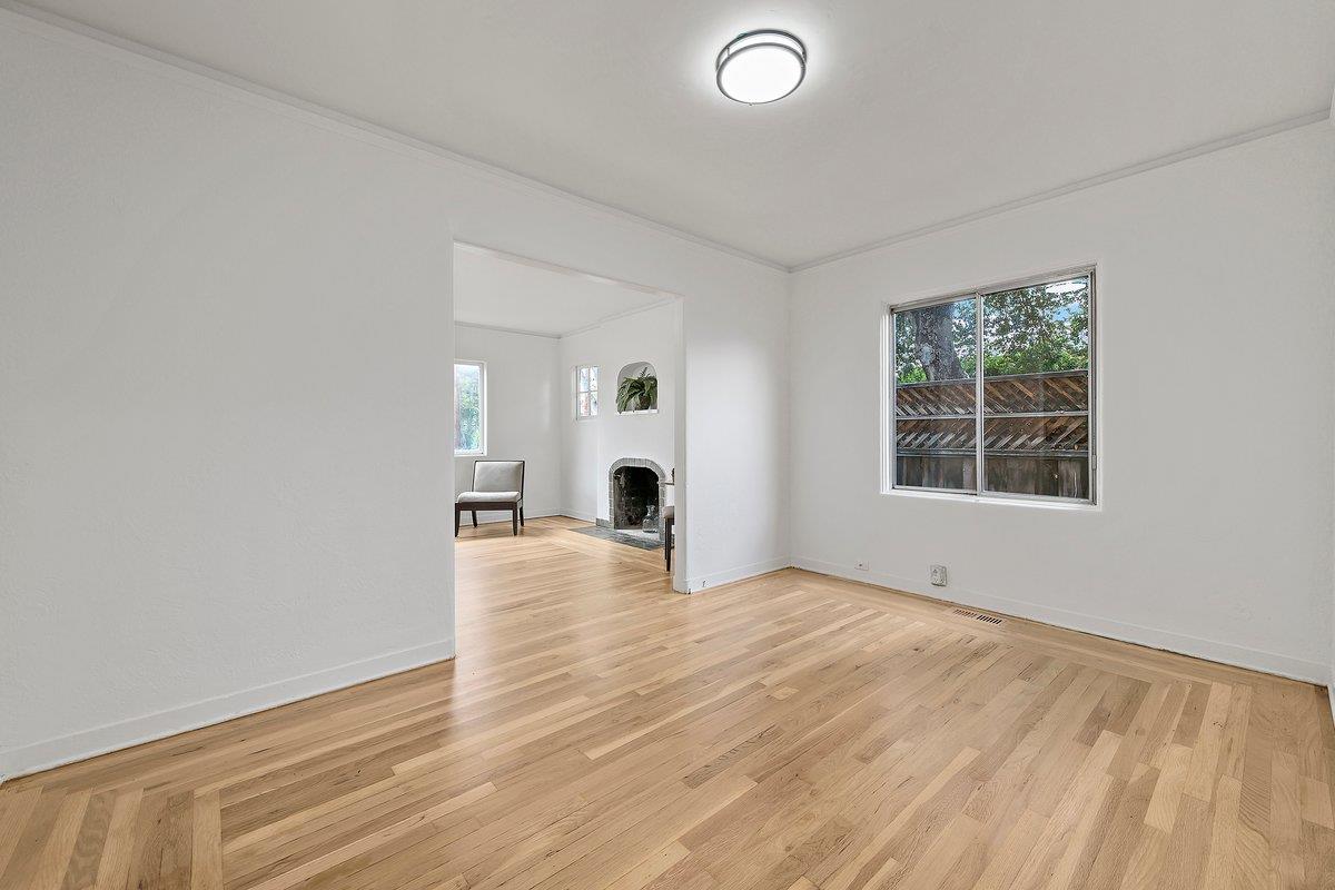 Detail Gallery Image 8 of 27 For 320 N 11th St, San Jose,  CA 95112 - 2 Beds | 1 Baths