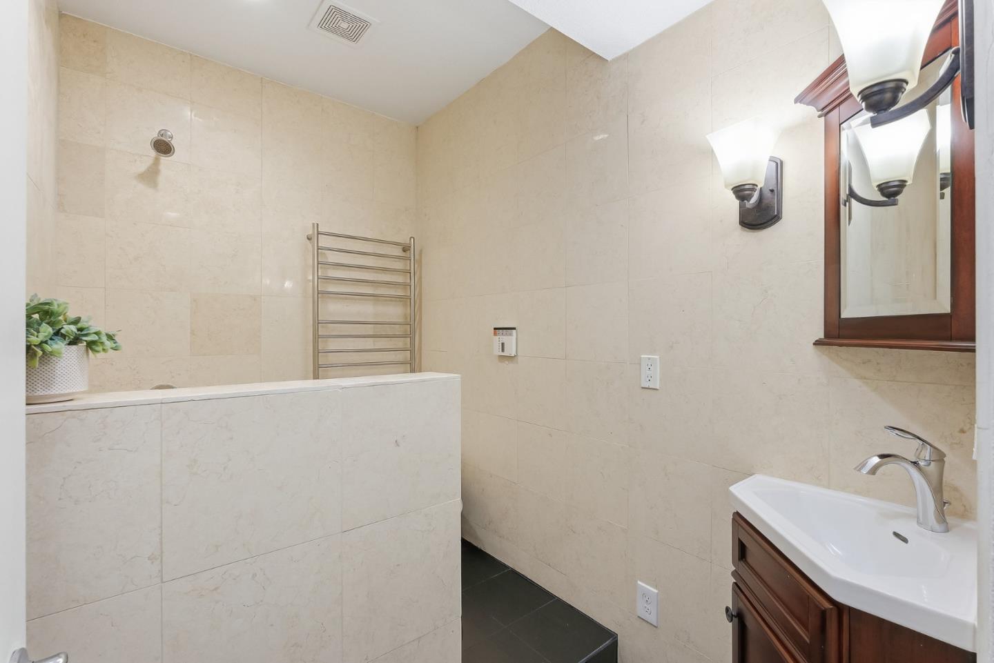 Photo #9: ML82027925 Listing: Photo #9