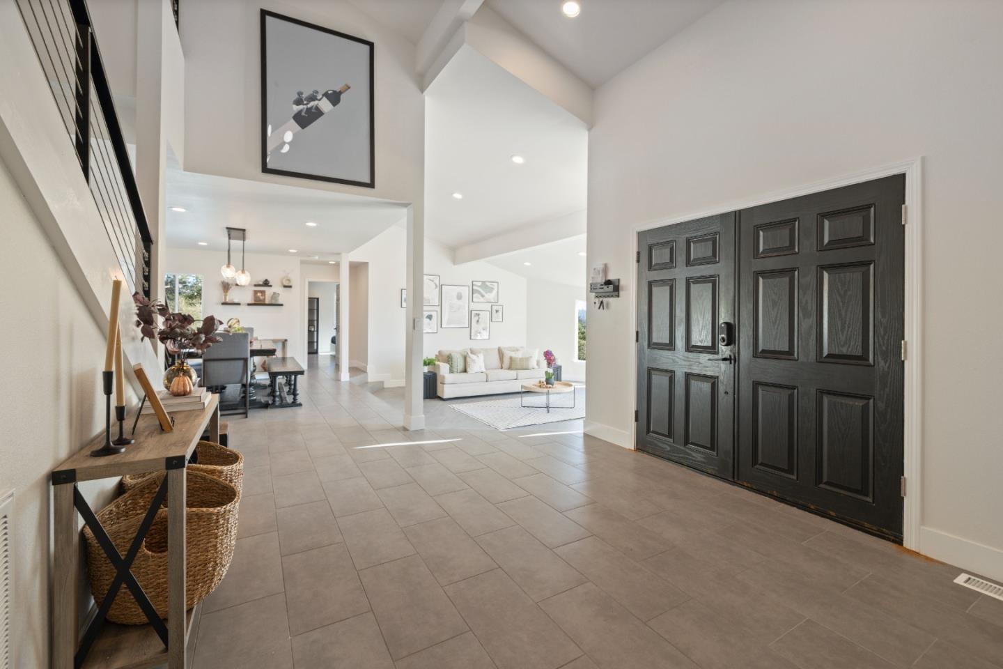 Detail Gallery Image 3 of 74 For 532 Moonrise Ln, Aptos,  CA 95003 - 6 Beds | 4/1 Baths
