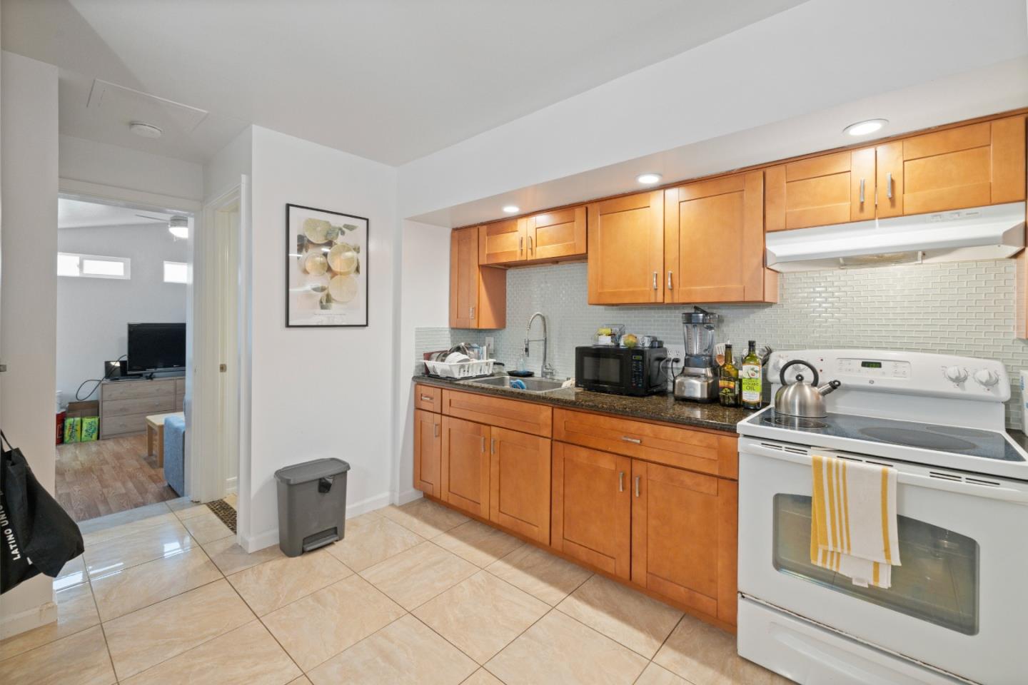 Detail Gallery Image 34 of 74 For 532 Moonrise Ln, Aptos,  CA 95003 - 6 Beds | 4/1 Baths