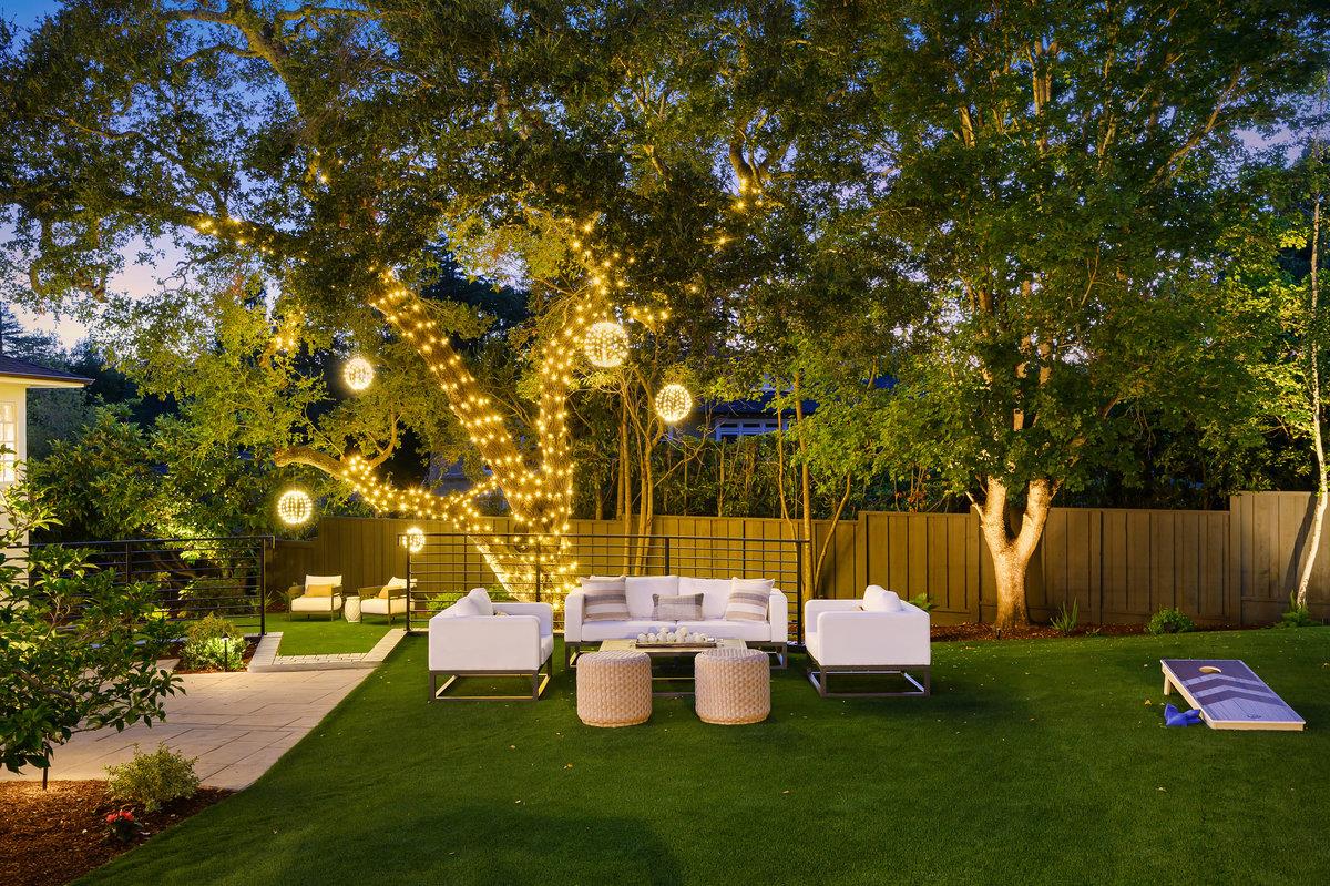 Detail Gallery Image 32 of 32 For 130 Stonehedge Rd, Hillsborough,  CA 94010 - 4 Beds | 3/1 Baths