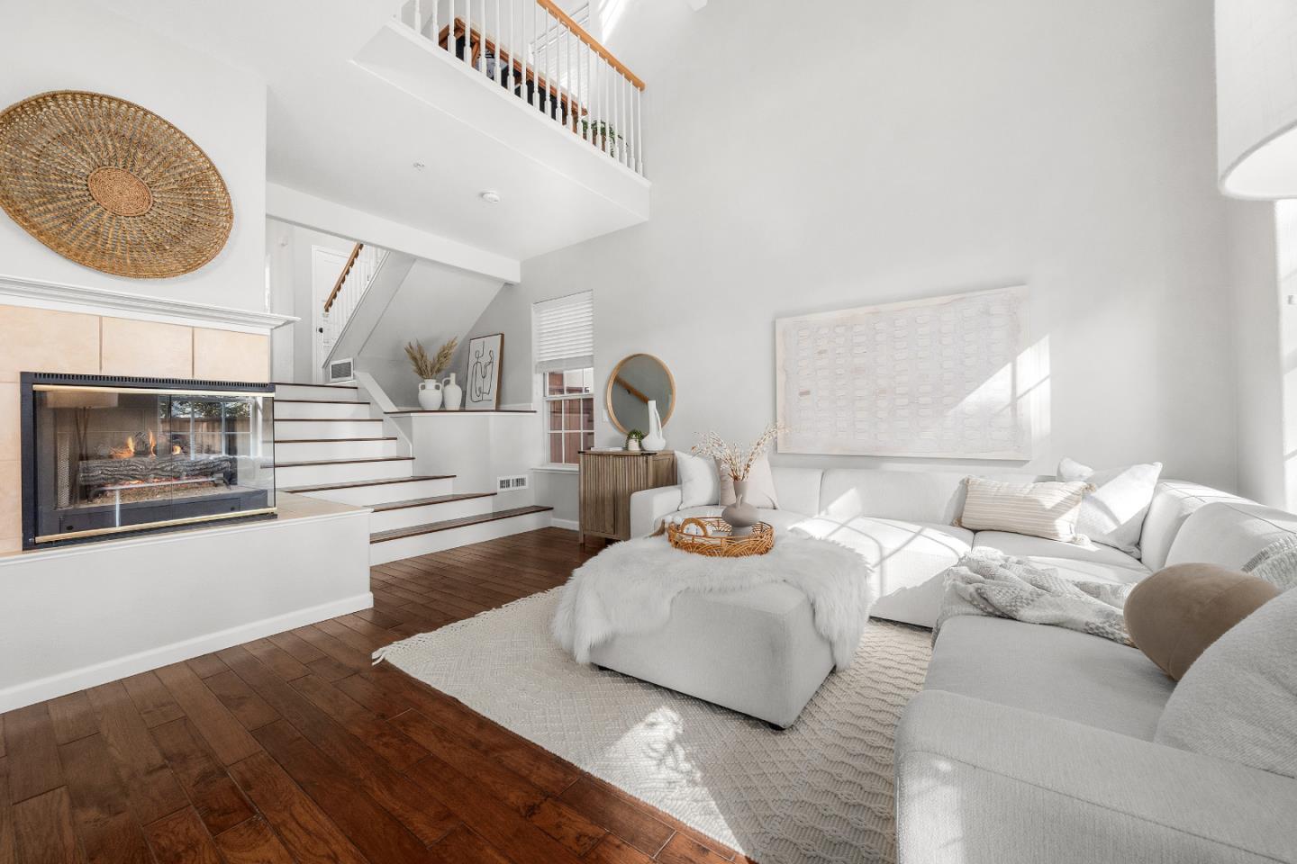 Detail Gallery Image 3 of 45 For 5 Tuscany Ct, Scotts Valley,  CA 95066 - 3 Beds | 2/1 Baths