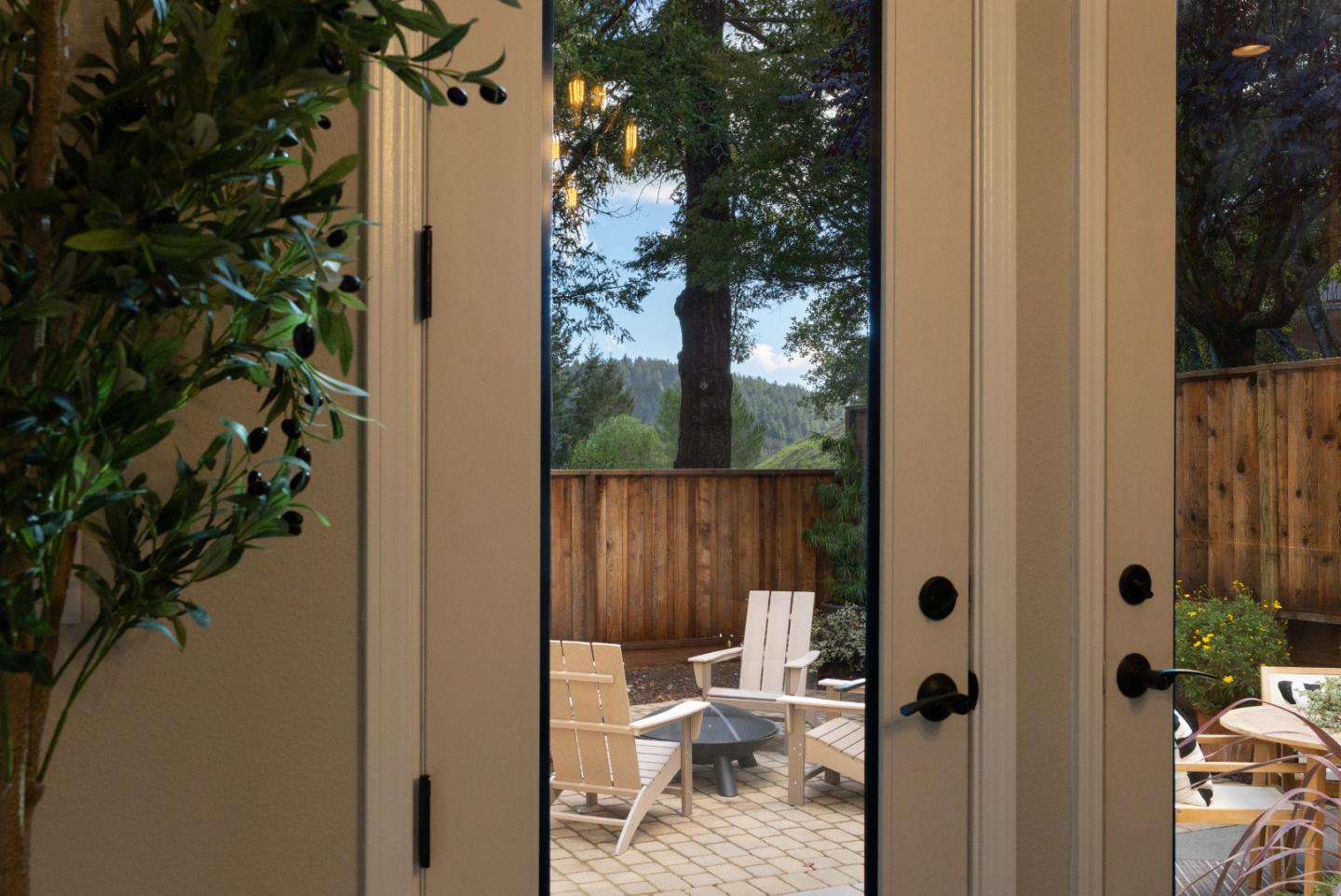 Detail Gallery Image 33 of 45 For 5 Tuscany Ct, Scotts Valley,  CA 95066 - 3 Beds | 2/1 Baths