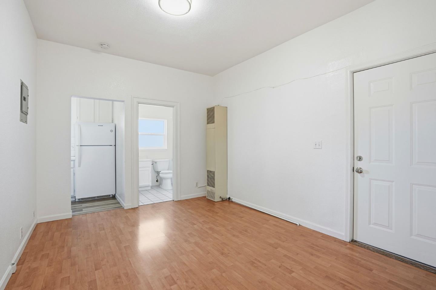 Detail Gallery Image 13 of 43 For 603 Madison St, Oakland,  CA 94607 - – Beds | – Baths