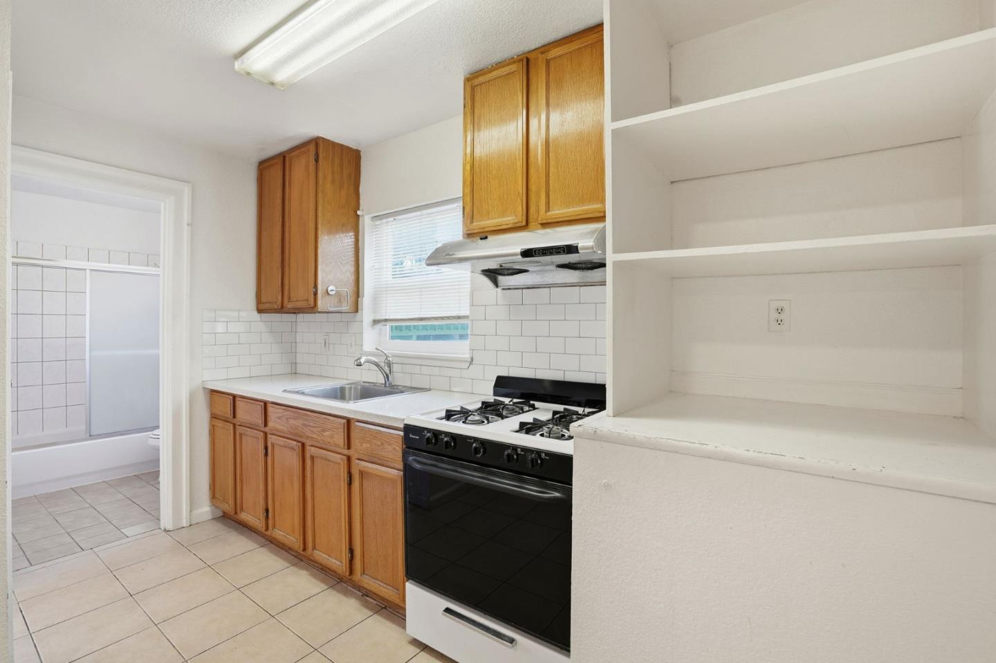 Detail Gallery Image 16 of 43 For 603 Madison St, Oakland,  CA 94607 - – Beds | – Baths