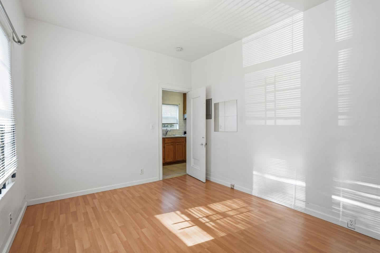 Detail Gallery Image 34 of 43 For 603 Madison St, Oakland,  CA 94607 - – Beds | – Baths