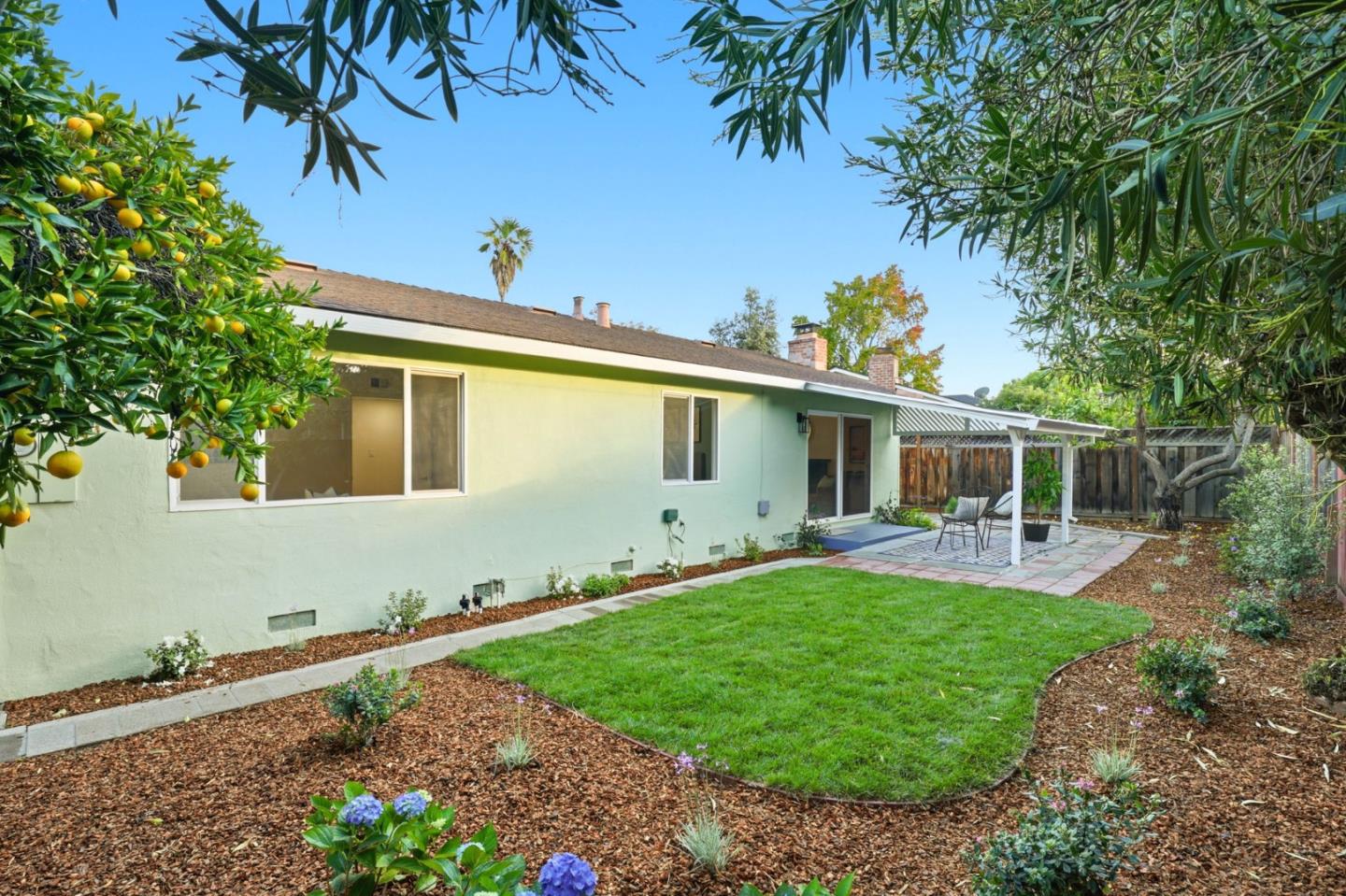 Detail Gallery Image 20 of 21 For 841 Nectarine Ave, Sunnyvale,  CA 94087 - 3 Beds | 2 Baths