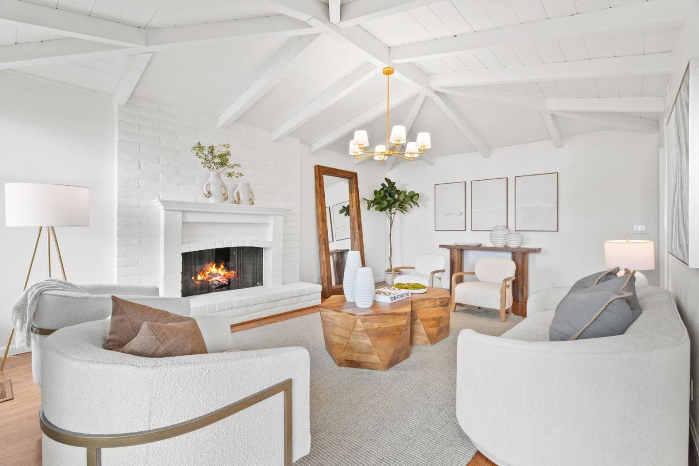 Detail Gallery Image 18 of 46 For 2619 Lindentree Ln, Santa Clara,  CA 95051 - 4 Beds | 2/1 Baths