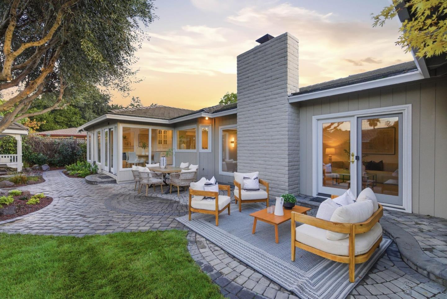 Detail Gallery Image 42 of 46 For 2619 Lindentree Ln, Santa Clara,  CA 95051 - 4 Beds | 2/1 Baths