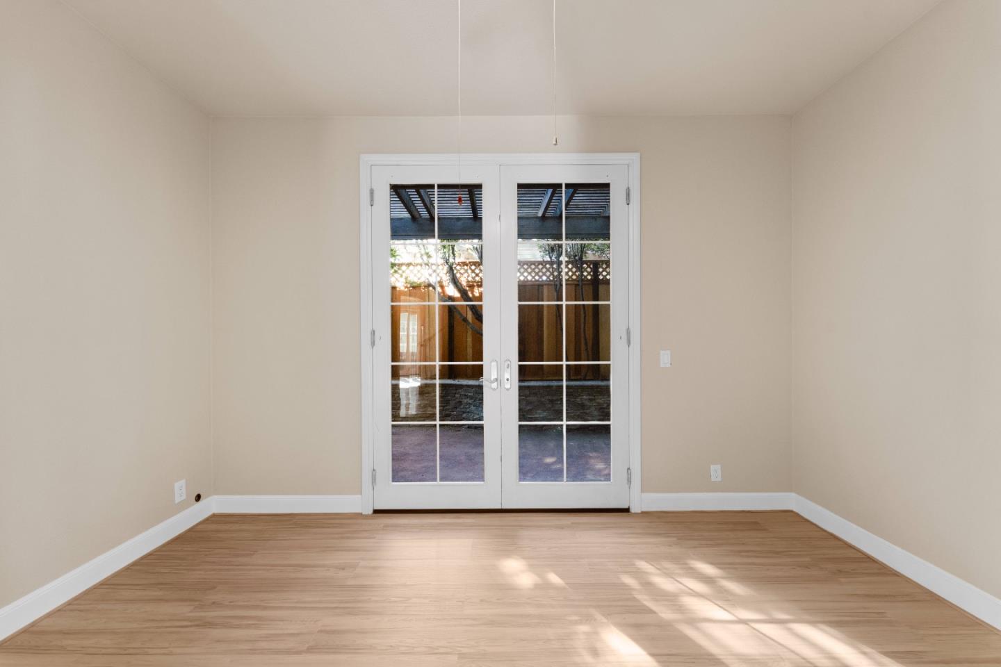 Detail Gallery Image 11 of 43 For 9652 Cooper Pl, Gilroy,  CA 95020 - 5 Beds | 3 Baths