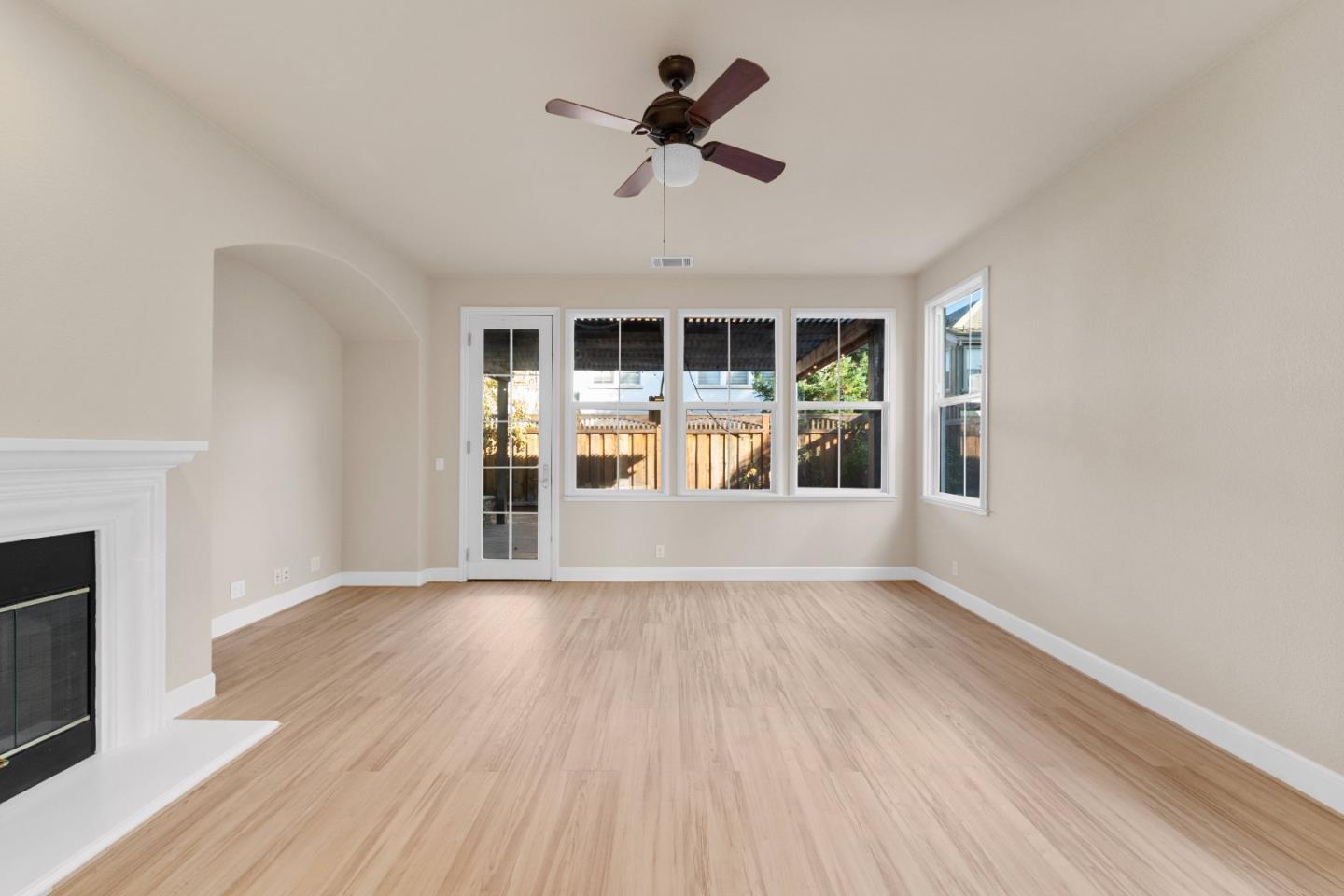 Detail Gallery Image 17 of 43 For 9652 Cooper Pl, Gilroy,  CA 95020 - 5 Beds | 3 Baths