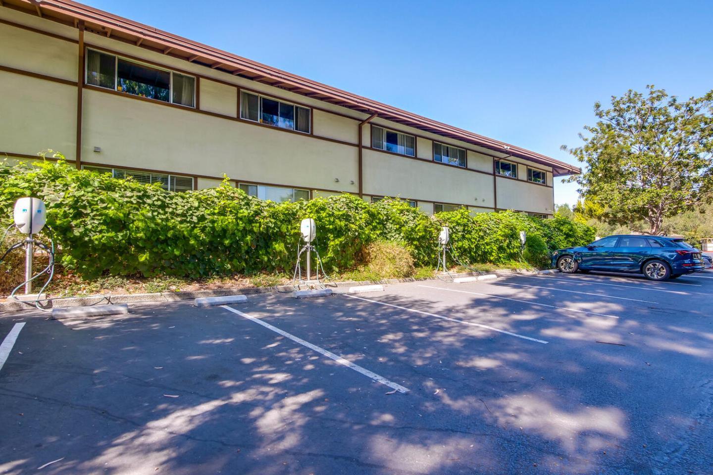 Detail Gallery Image 31 of 31 For 500 W Middlefield Rd #18,  Mountain View,  CA 94043 - 2 Beds | 2 Baths