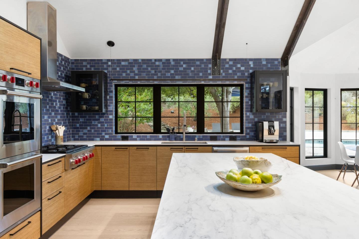 Detail Gallery Image 14 of 36 For 13321 La Paloma Rd, Los Altos Hills,  CA 94022 - 6 Beds | 3/1 Baths