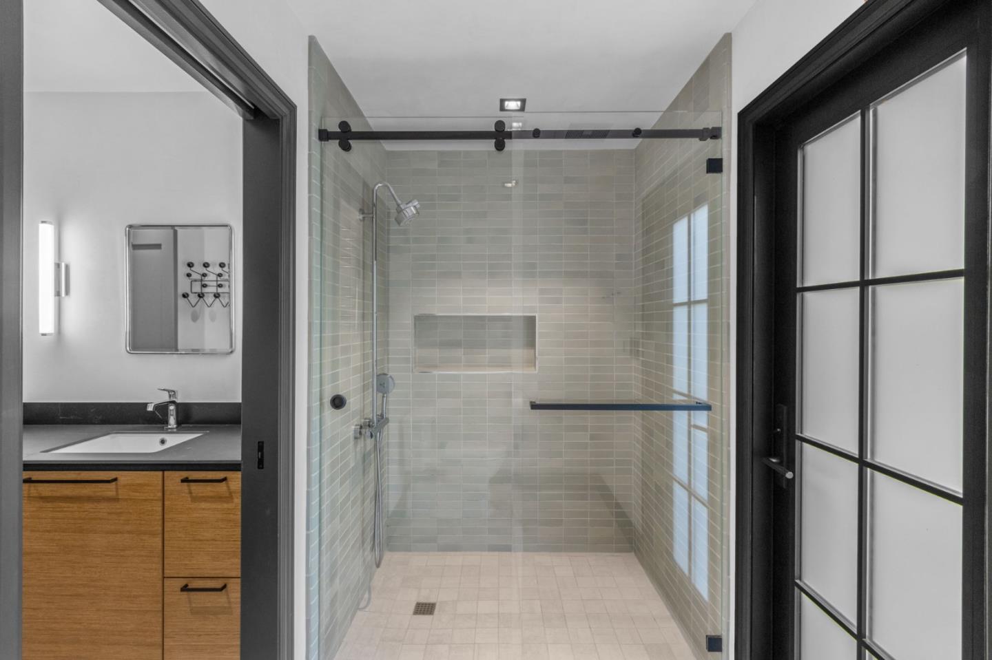 Detail Gallery Image 27 of 36 For 13321 La Paloma Rd, Los Altos Hills,  CA 94022 - 6 Beds | 3/1 Baths