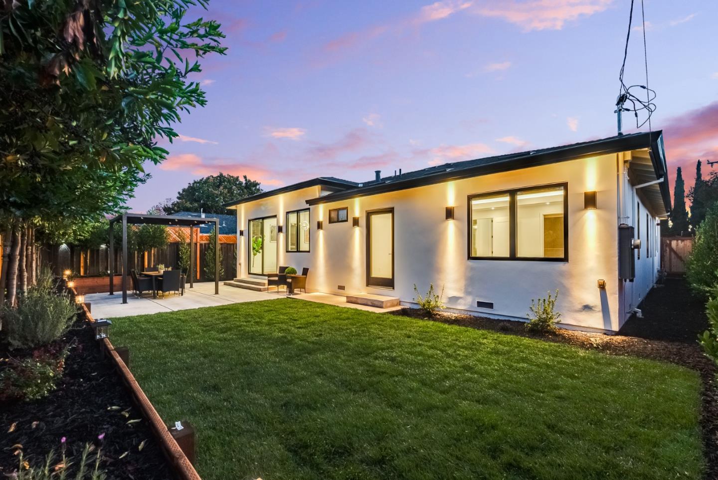 Detail Gallery Image 19 of 62 For 1007 Blair Ave, Sunnyvale,  CA 94087 - 4 Beds | 3 Baths