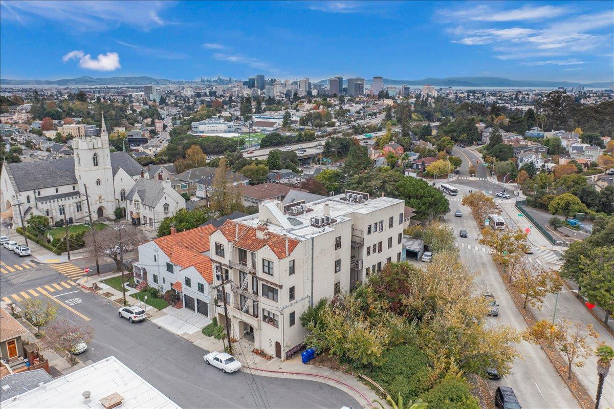 Detail Gallery Image 33 of 34 For 3719 Emerson St, Oakland,  CA 94610 - – Beds | – Baths