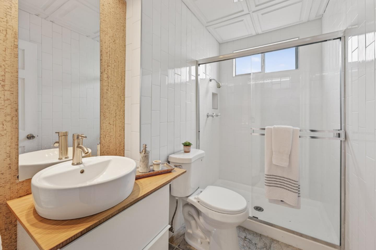 Detail Gallery Image 26 of 47 For 5342 Avenida Almendros, San Jose,  CA 95123 - 4 Beds | 3 Baths