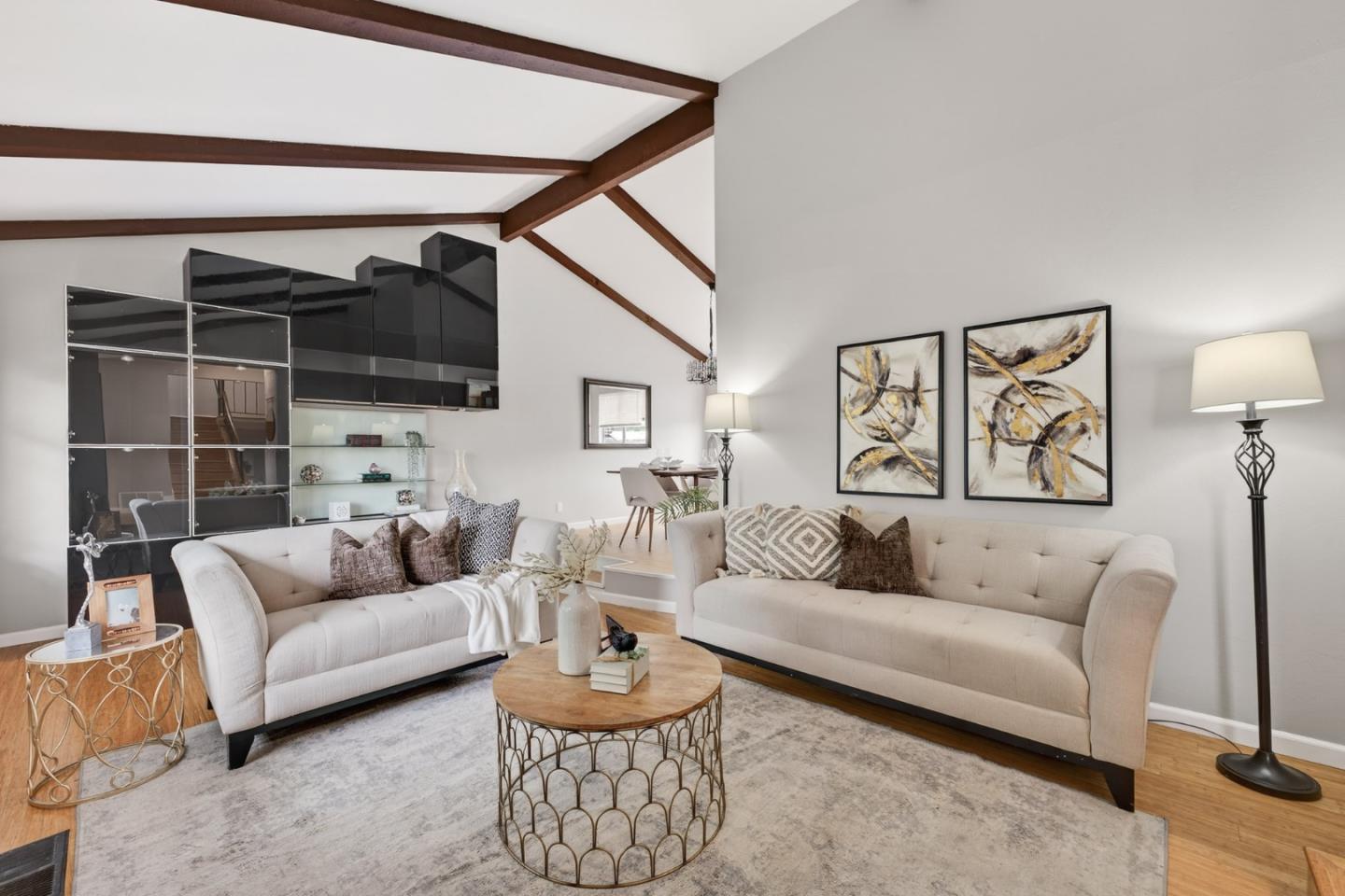 Detail Gallery Image 5 of 47 For 5342 Avenida Almendros, San Jose,  CA 95123 - 4 Beds | 3 Baths