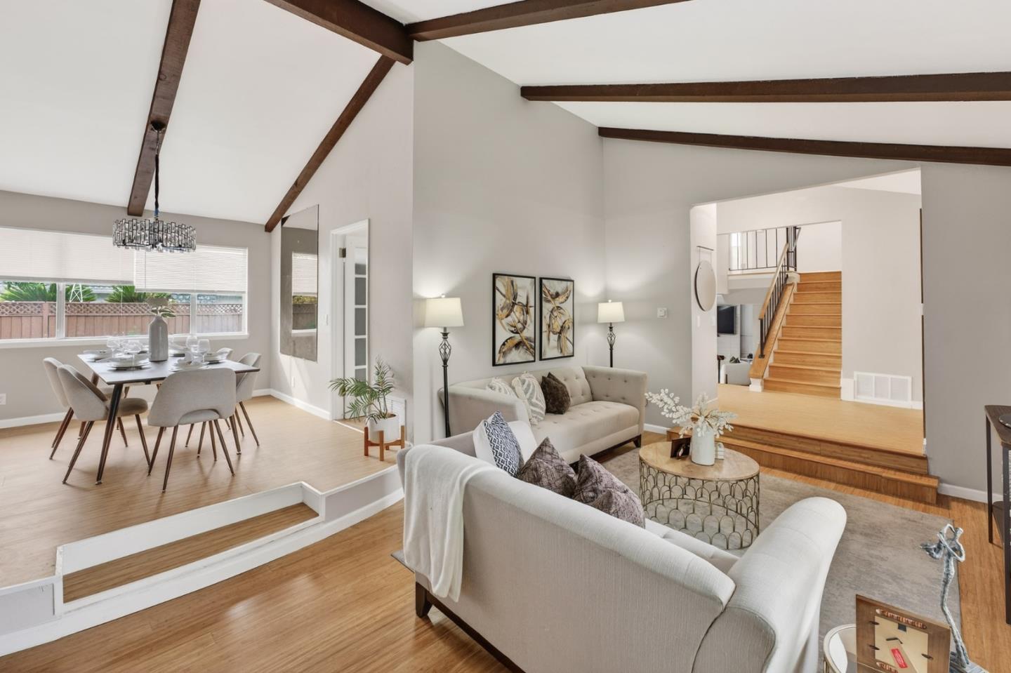 Detail Gallery Image 6 of 47 For 5342 Avenida Almendros, San Jose,  CA 95123 - 4 Beds | 3 Baths