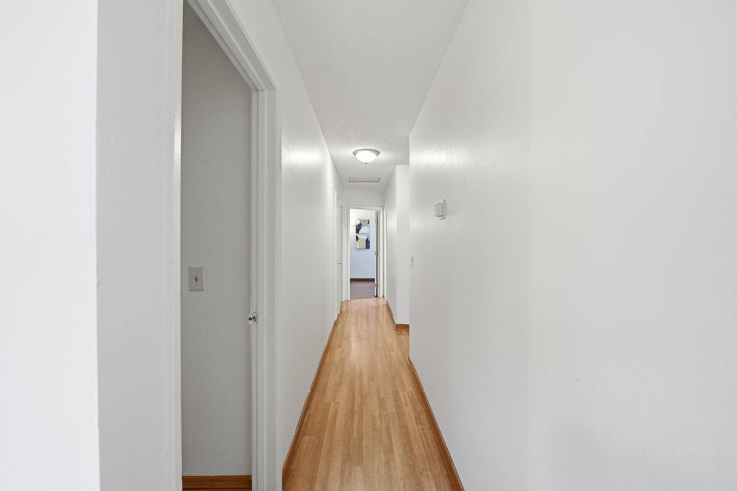 Detail Gallery Image 13 of 35 For 866 Mccreery Ave, San Jose,  CA 95116 - 5 Beds | 3 Baths