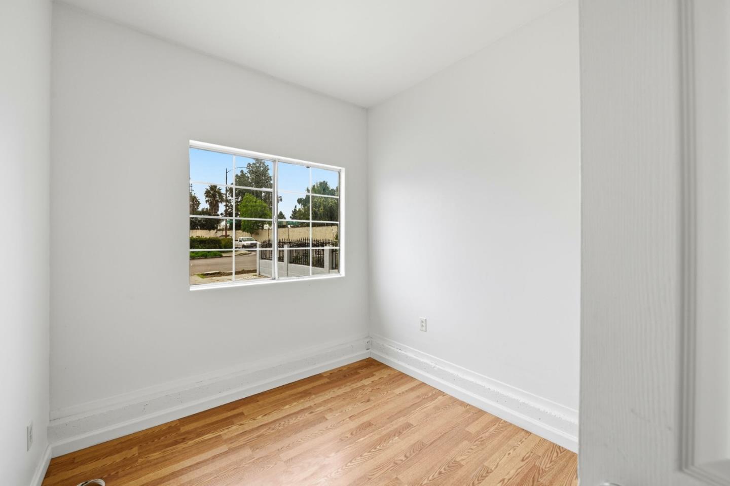 Detail Gallery Image 28 of 35 For 866 Mccreery Ave, San Jose,  CA 95116 - 5 Beds | 3 Baths