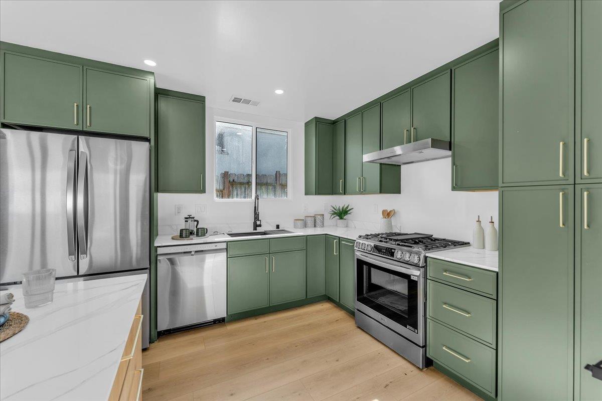 Detail Gallery Image 18 of 46 For 60 Wavecrest Dr, Daly City,  CA 94015 - 3 Beds | 2 Baths