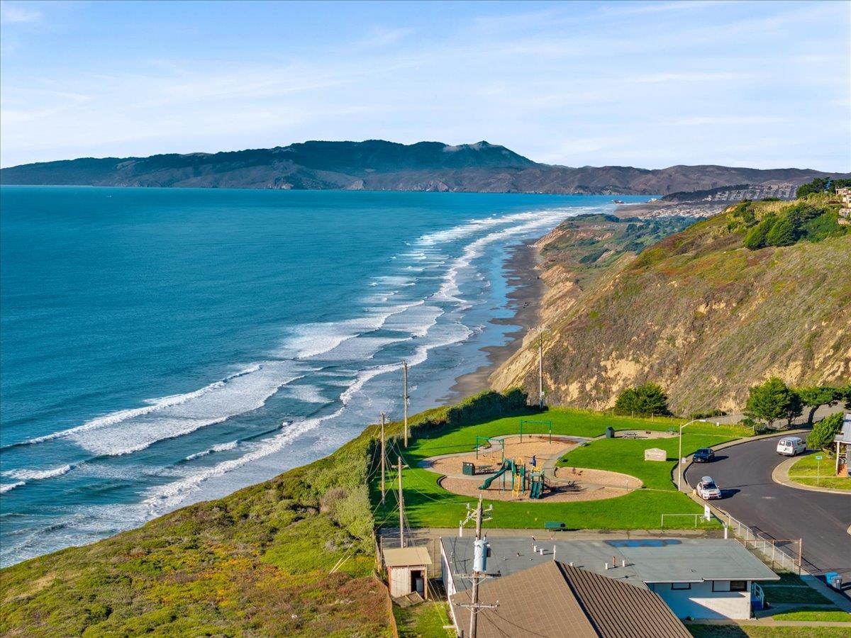 Detail Gallery Image 40 of 46 For 60 Wavecrest Dr, Daly City,  CA 94015 - 3 Beds | 2 Baths