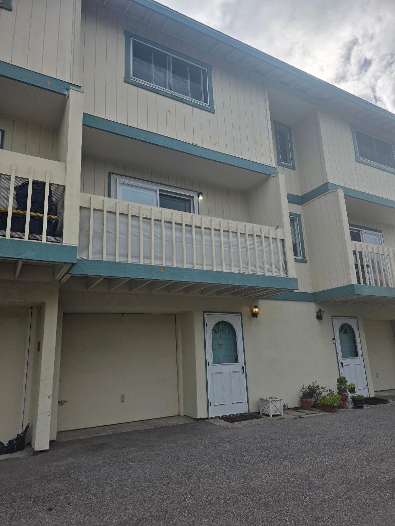 Front Image Thumbnail for ML82027955