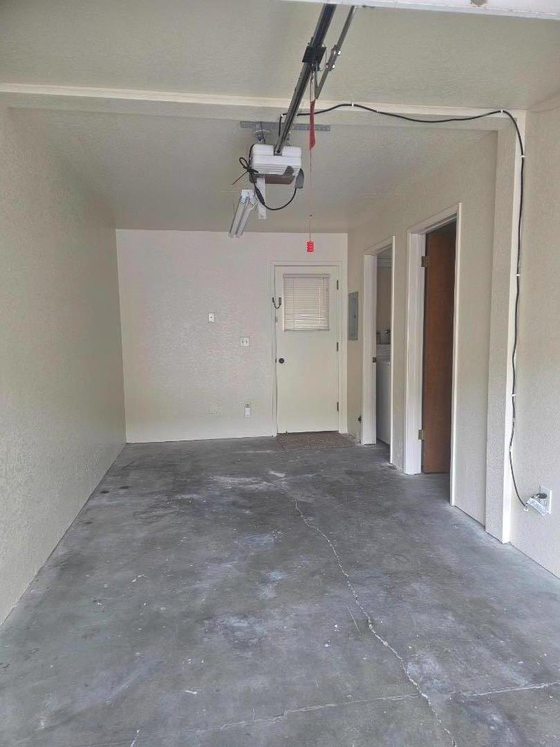 Detail Gallery Image 13 of 15 For 420 Dela Vina Ave #2,  Monterey,  CA 93940 - 2 Beds | 2 Baths