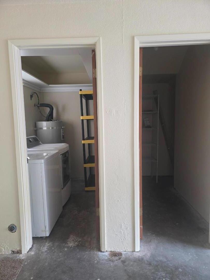 Detail Gallery Image 14 of 15 For 420 Dela Vina Ave #2,  Monterey,  CA 93940 - 2 Beds | 2 Baths