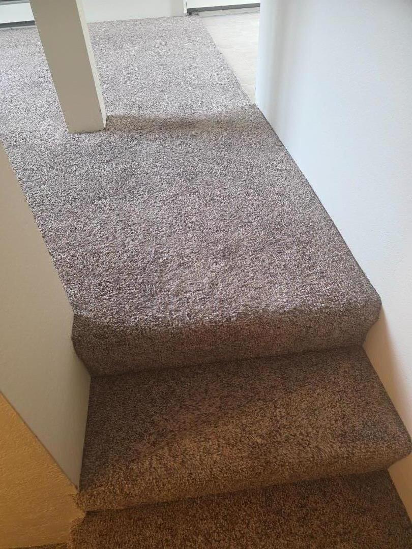 Detail Gallery Image 6 of 15 For 420 Dela Vina Ave #2,  Monterey,  CA 93940 - 2 Beds | 2 Baths