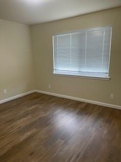 Detail Gallery Image 8 of 10 For 933 Rollins #4,  Burlingame,  CA 94010 - 2 Beds | 1 Baths