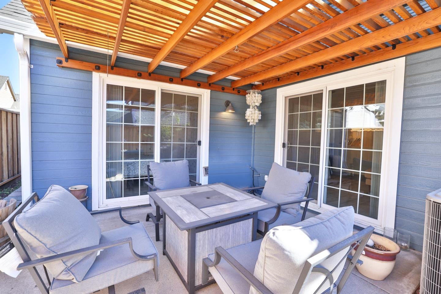 Detail Gallery Image 26 of 38 For 741 Lilly Ln, Morgan Hill,  CA 95037 - 2 Beds | 2 Baths