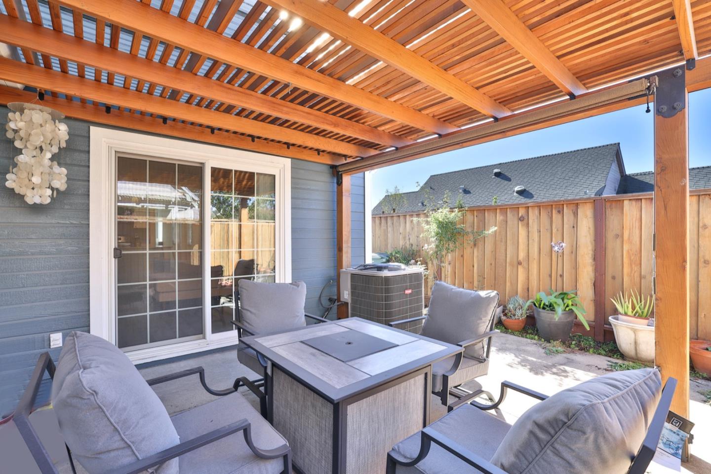 Detail Gallery Image 27 of 38 For 741 Lilly Ln, Morgan Hill,  CA 95037 - 2 Beds | 2 Baths